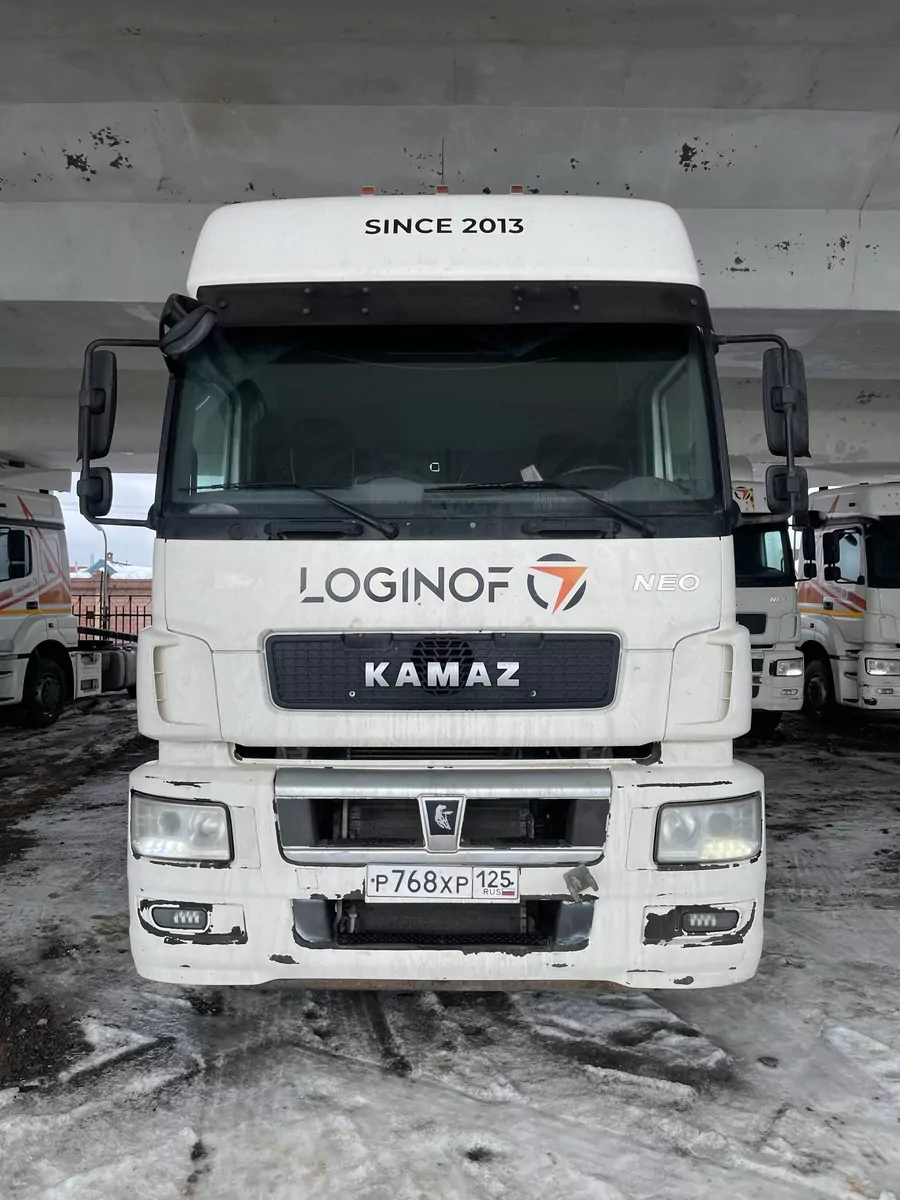 КамАЗ 5490 4x2 Седельный тягач
