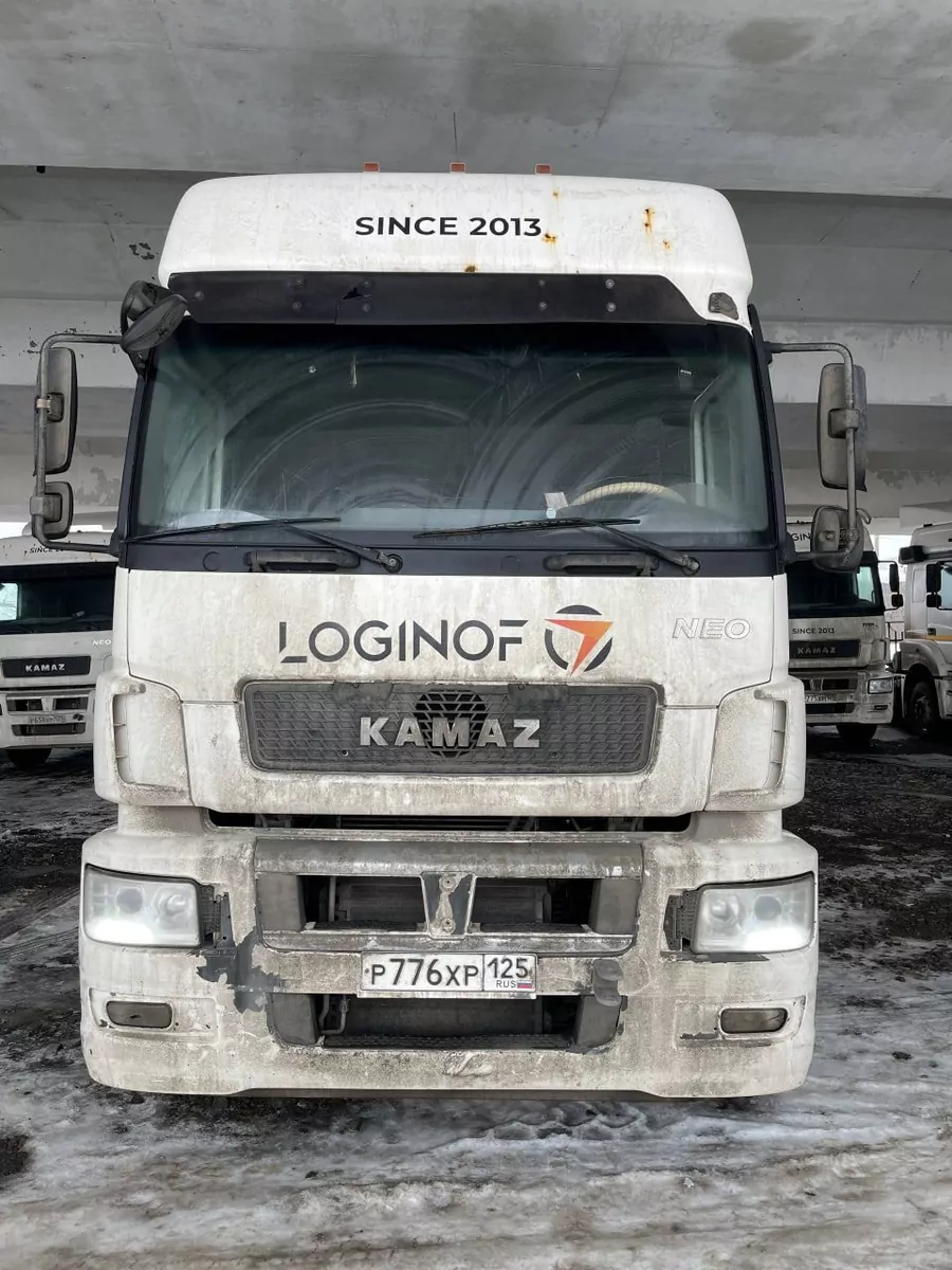 КамАЗ 5490 4x2 Седельный тягач