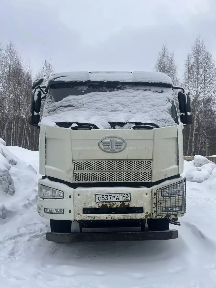 FAW J6 8x4 Самосвал