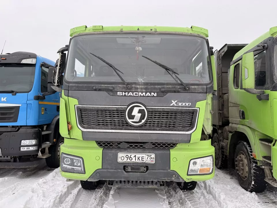 Shacman SX331863366 8x4 Самосвал