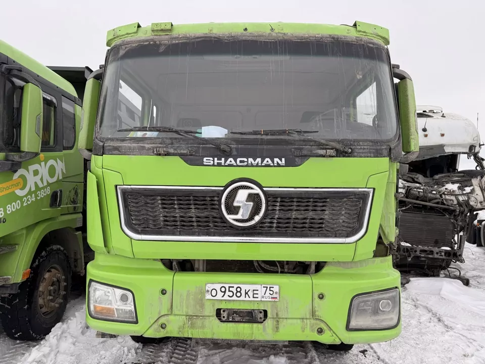 Shacman SX331863366 8x4 Самосвал