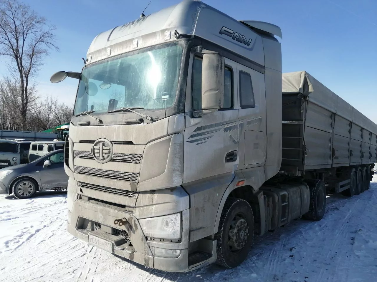 FAW J7 4x2 Седельный тягач