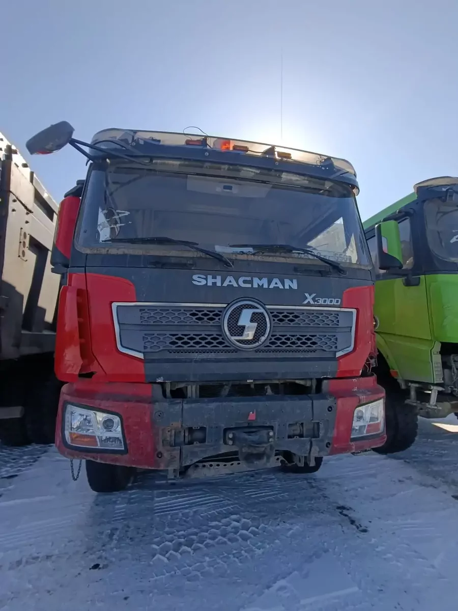 Shacman (Shaanxi) SX33186W366C 8x4 Самосвал