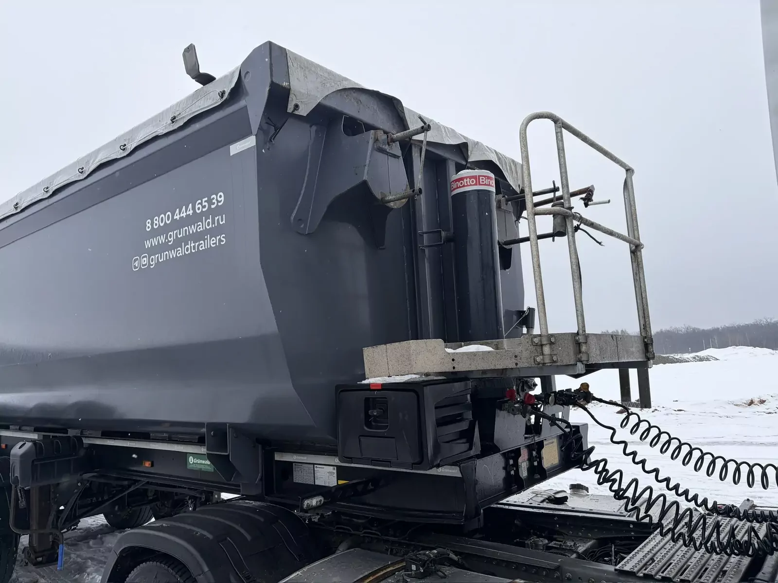 Grunwald 9453 Полуприцеп самосвальный