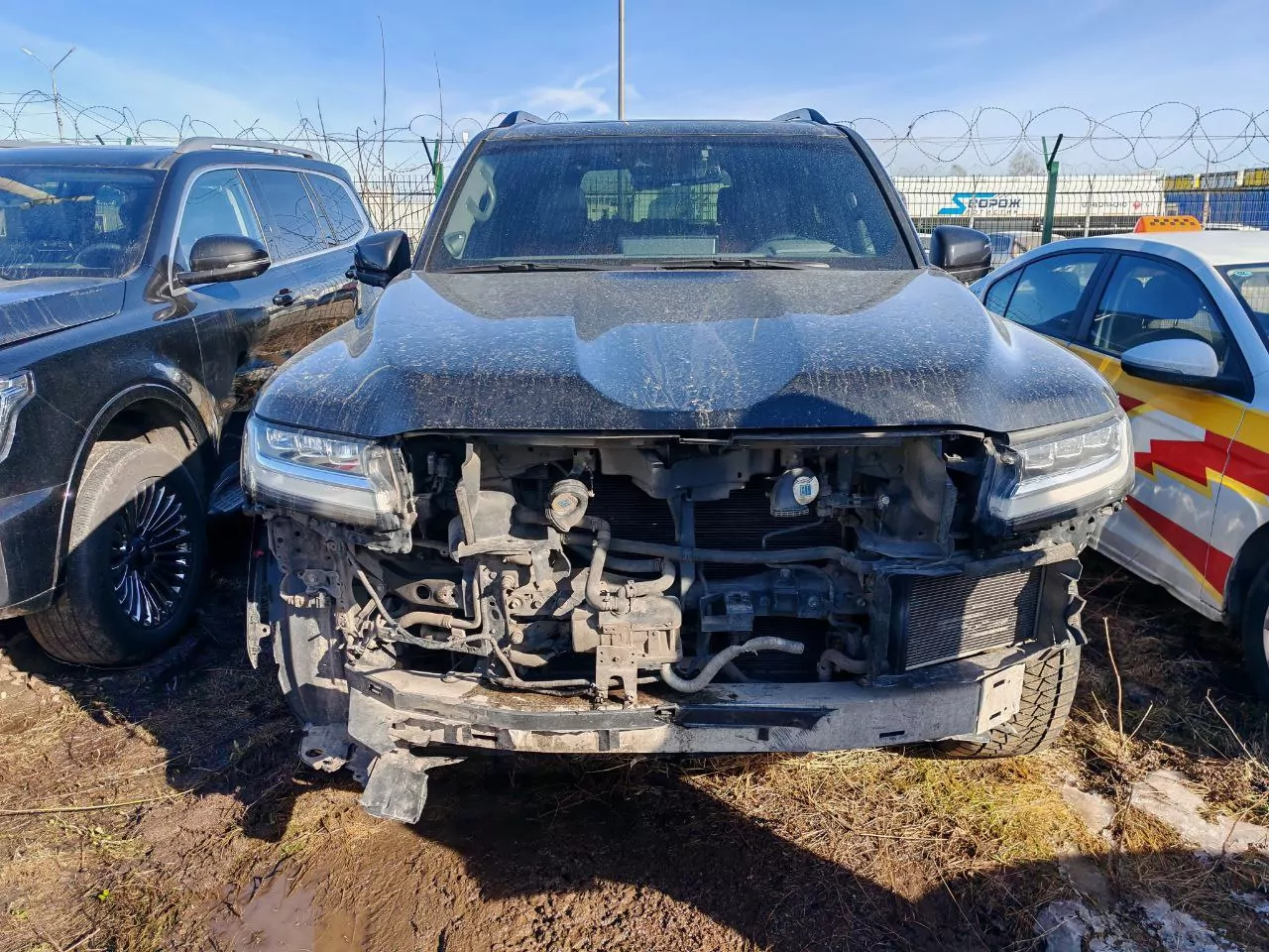 Toyota LAND CRUISER 300