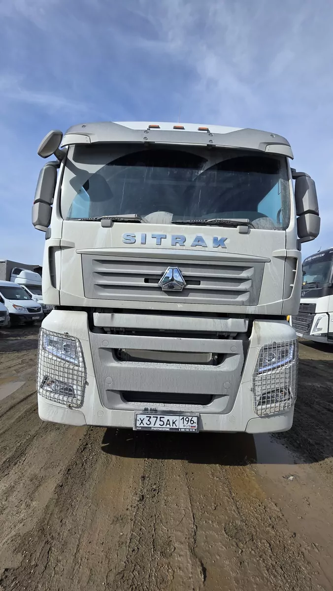 SITRAK C7H 6x2 Седельный тягач