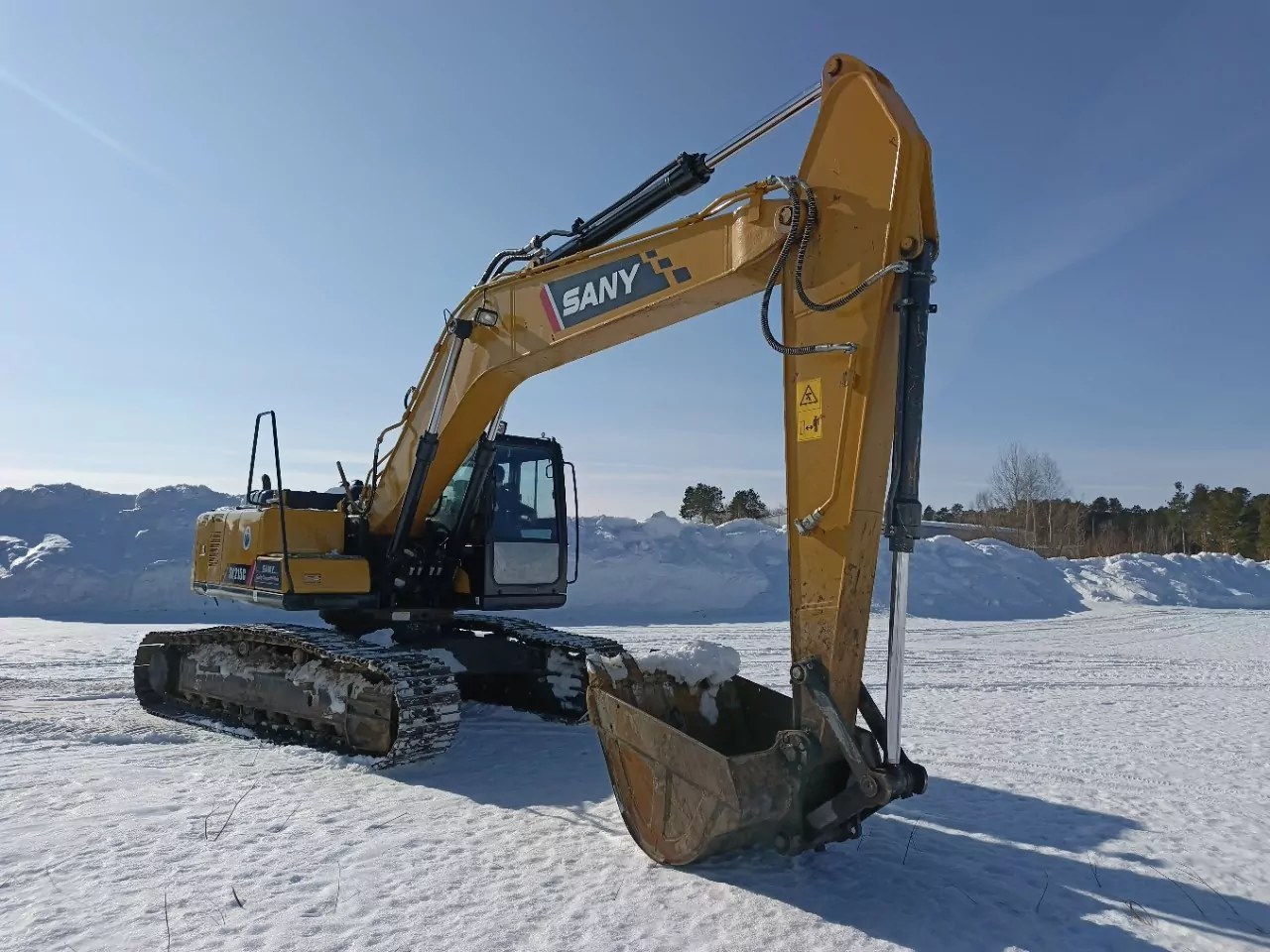 SANY SY215C Экскаватор