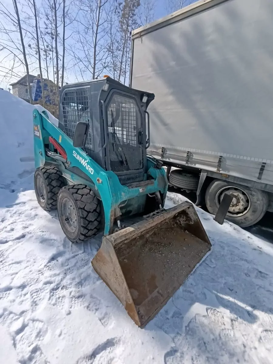 SUNWARD SWL2820 Мини погрузчик