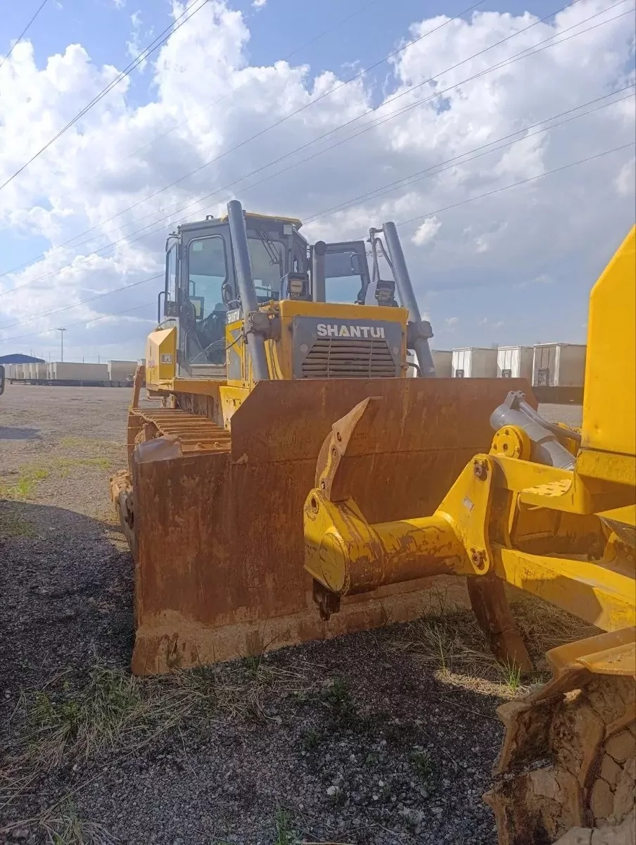 SHANTUI SD17B3 XL Бульдозер