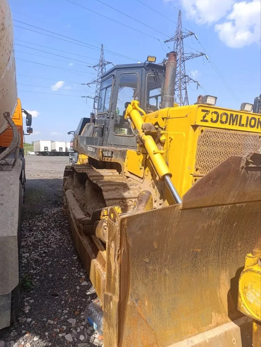 Zoomlion ZD220F-3 Бульдозер