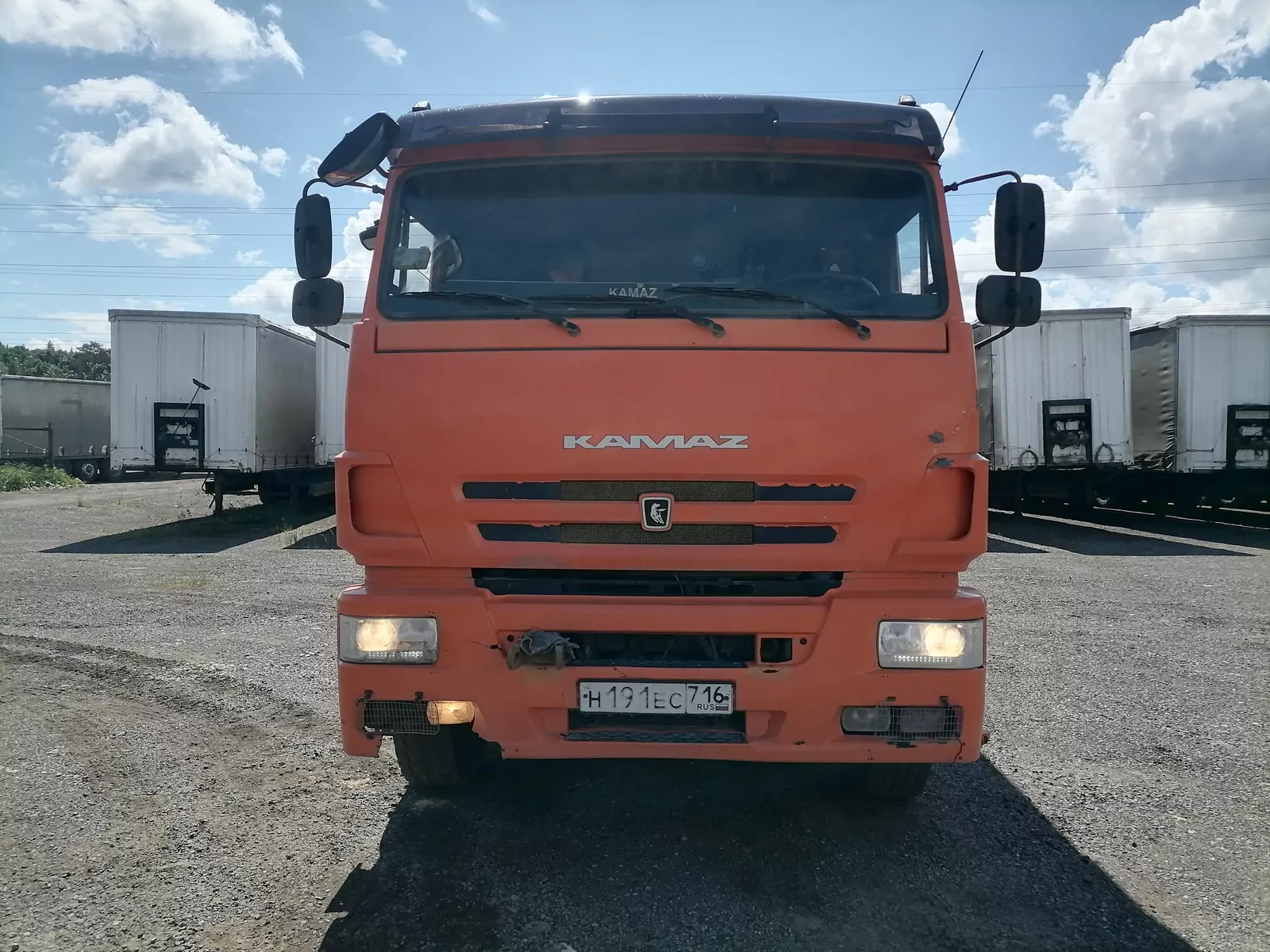 КамАЗ 6520 6x4 Самосвал