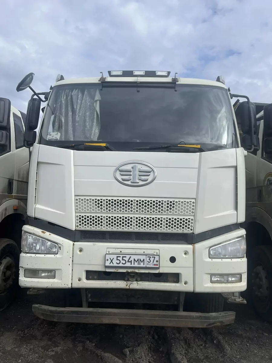 FAW J6 8x4 Самосвал