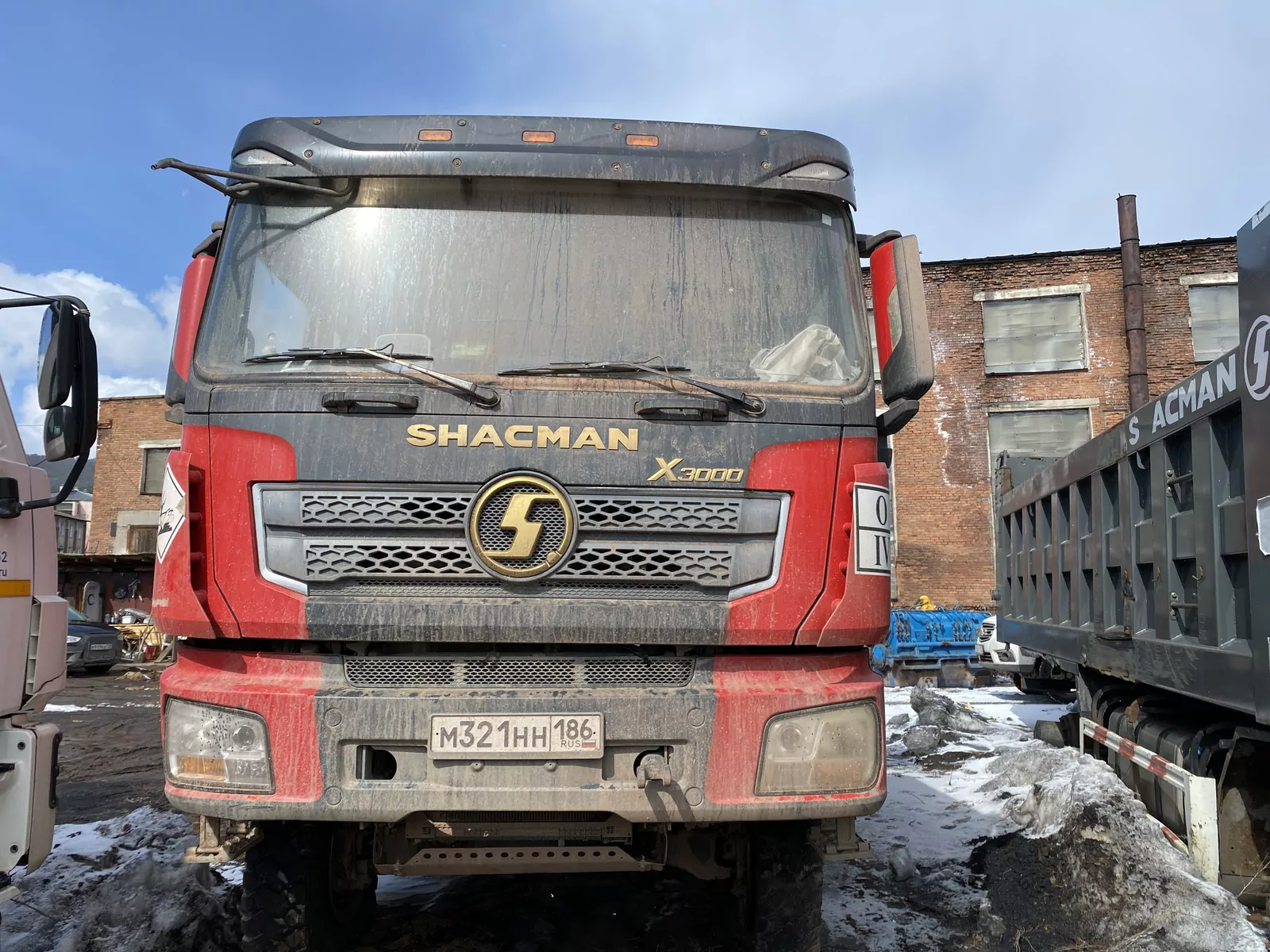 Shacman SX32586V385 6x6 Самосвал