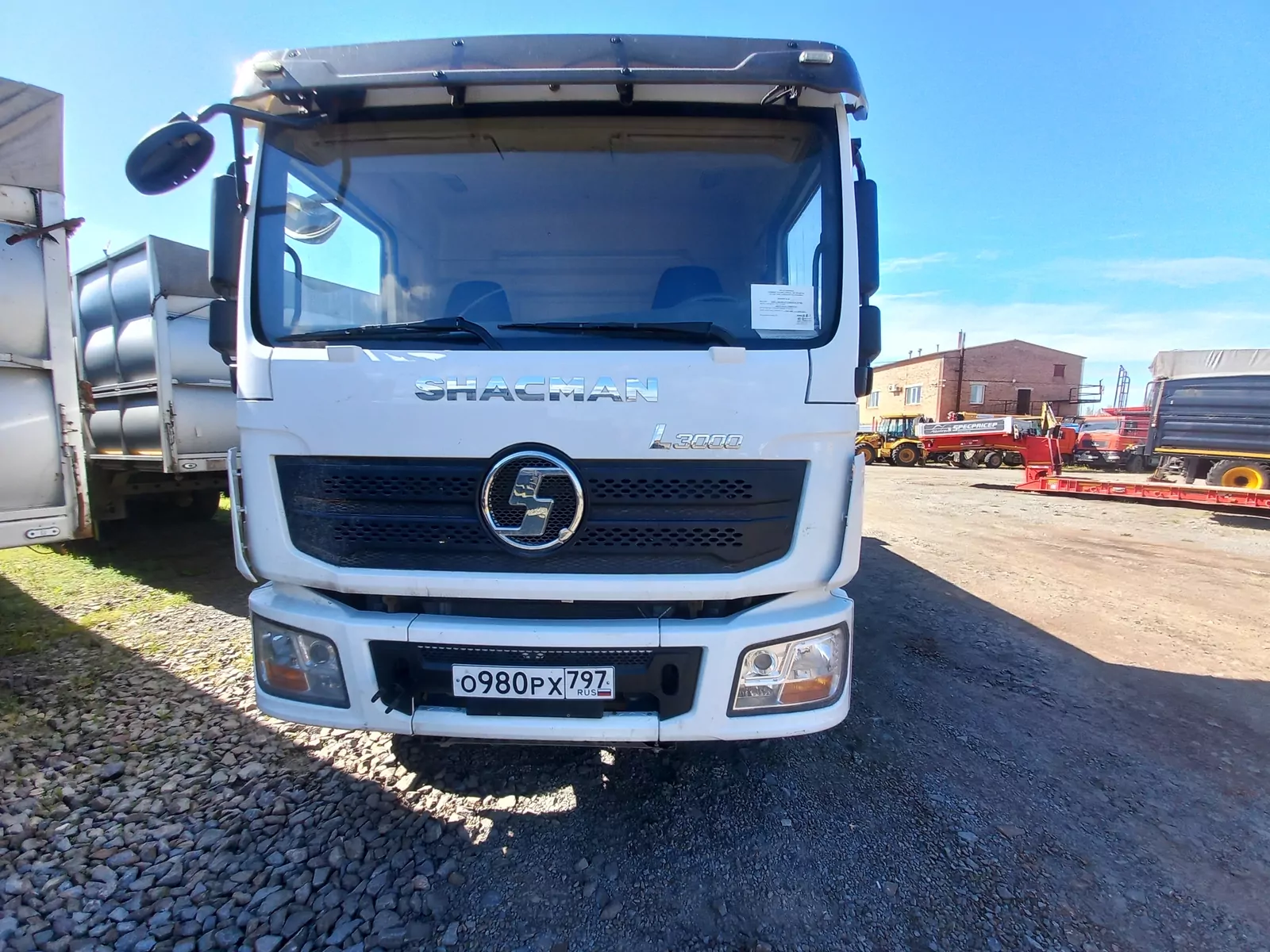 Shacman (Shaanxi) SX32488L344C 6x4 Самосвал