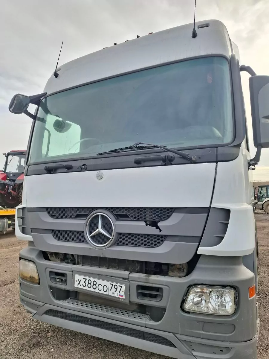 Mercedes-Benz ACTROS 4x2 Седельный тягач