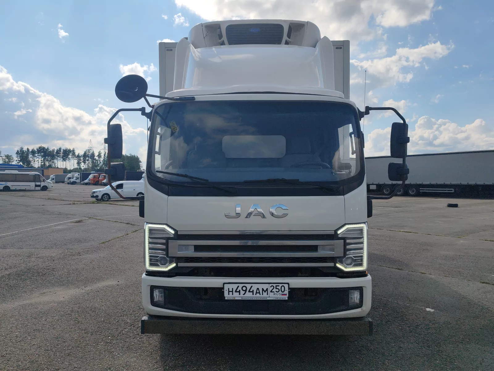 JAC N120 Изотермический/рефрижератор с гидробортом