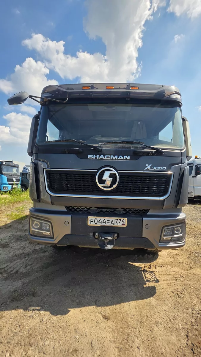 Shacman SX33186V366 8x4 Самосвал