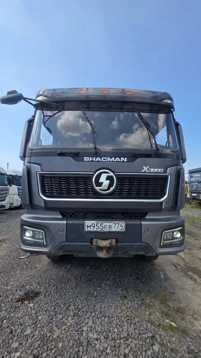 Shacman SX33186V366 8x4 Самосвал