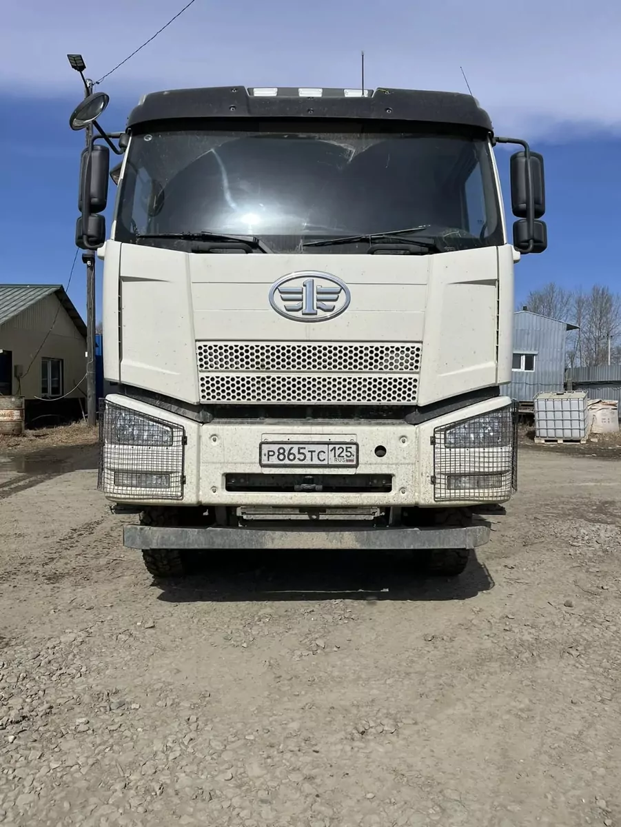 FAW J6 6x6 Самосвал