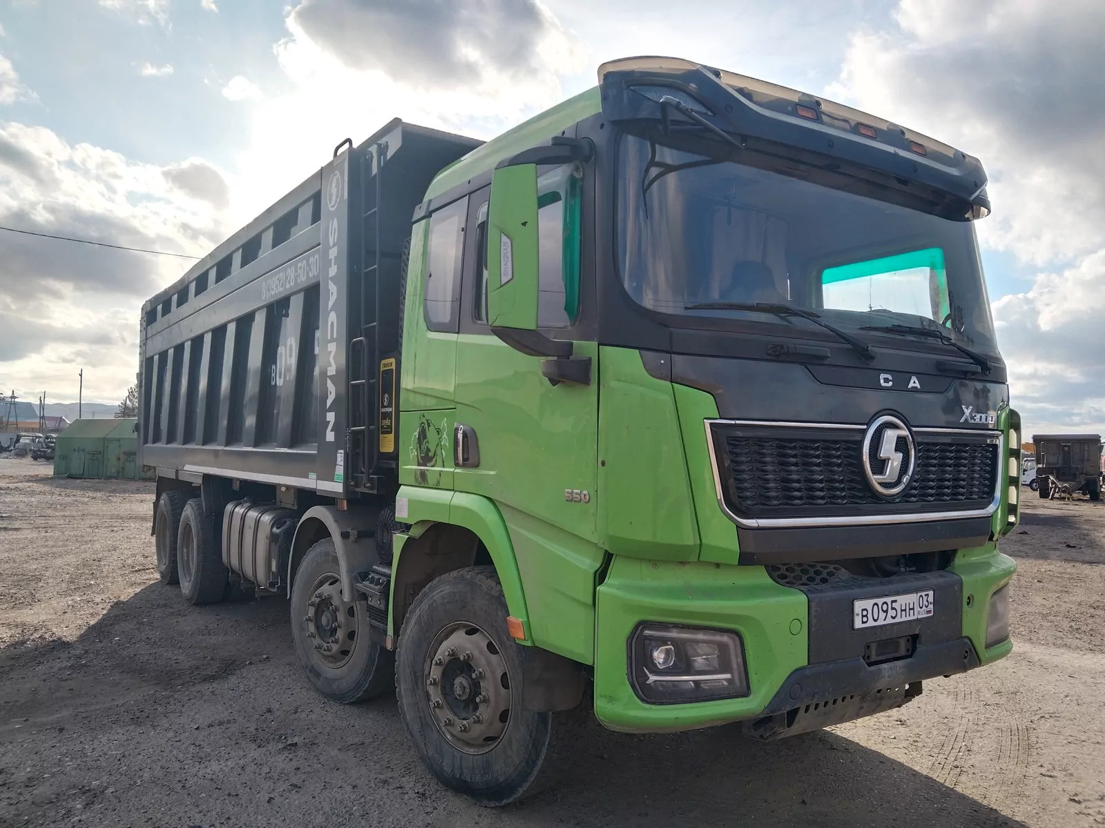 Shacman (Shaanxi) SX331863366 8x4 Самосвал