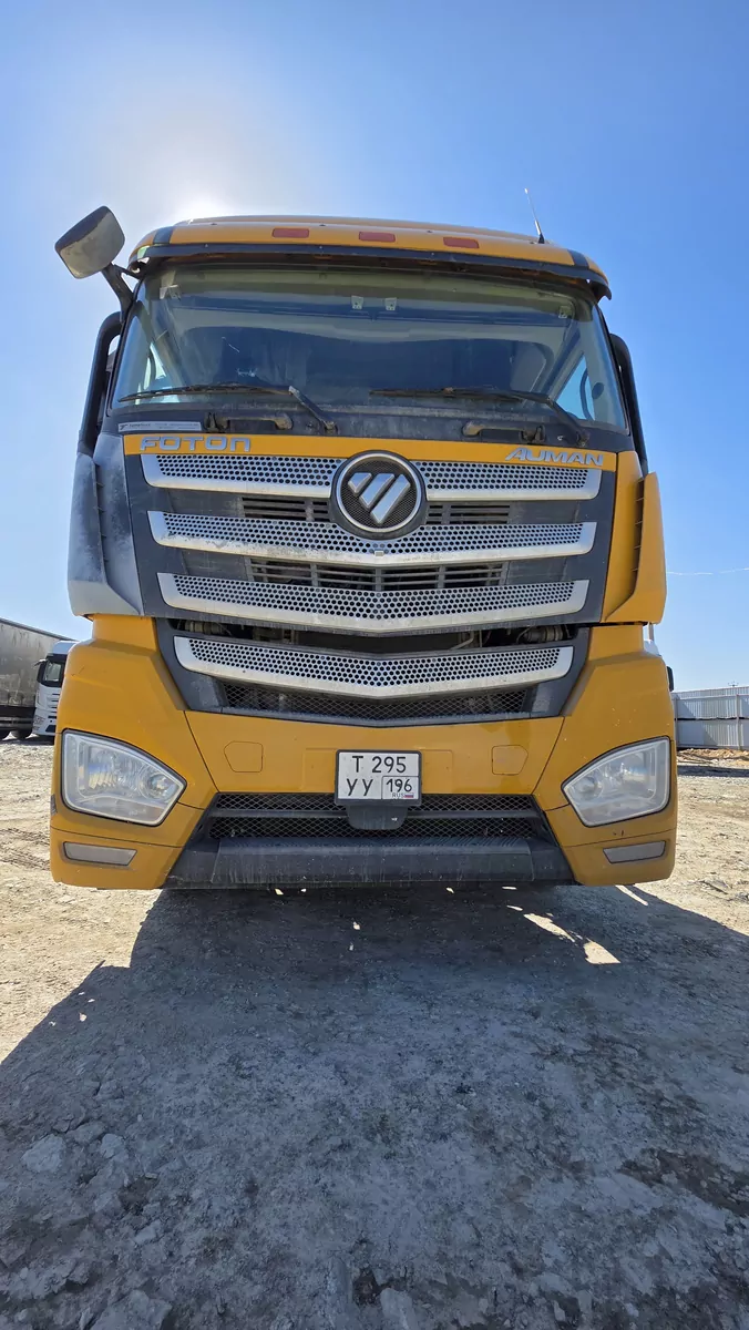 Foton AUMAN 4x2 Седельный тягач