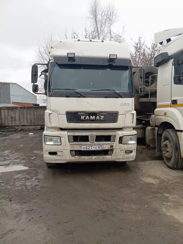 КамАЗ 5490 4x2 Седельный тягач