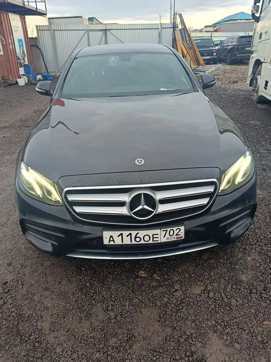 Mercedes-Benz E-Class