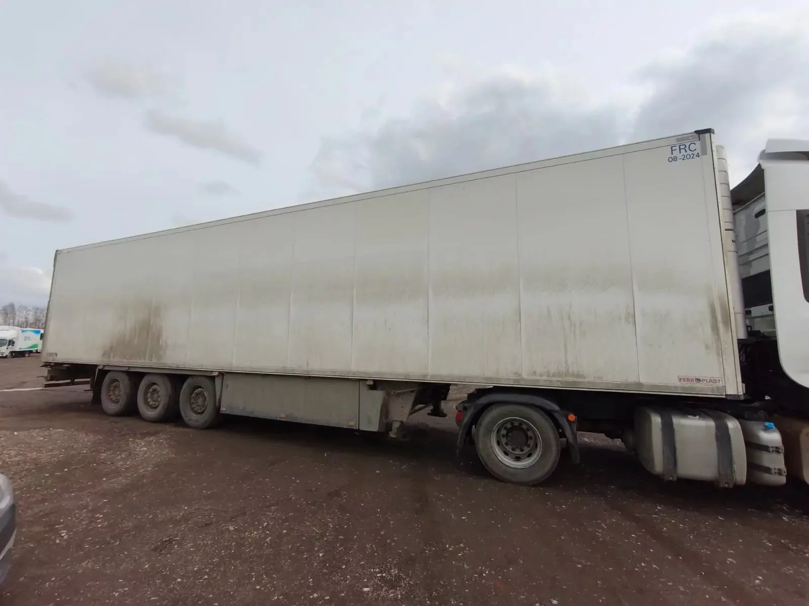 Schmitz Cargobull SKO24 Полуприцеп изотермический/рефрижератор