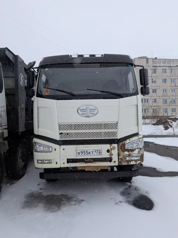 FAW J6 6x6 Самосвал