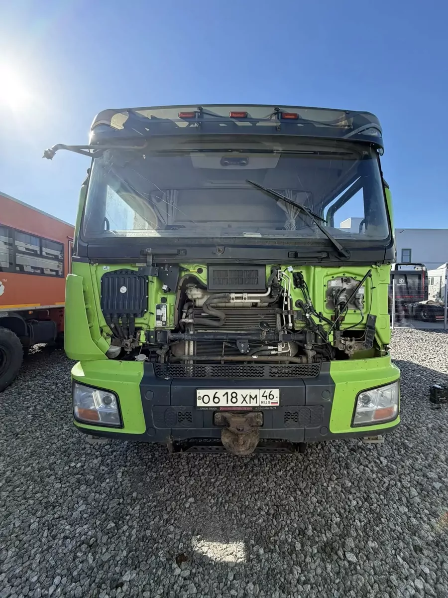 Shacman (Shaanxi) SX32586W384C 6x4 Самосвал
