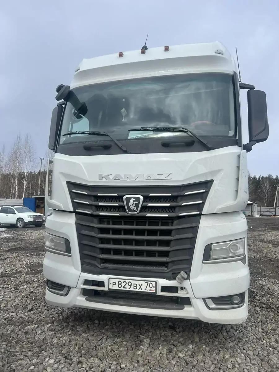 КамАЗ М1945 4x2 Седельный тягач