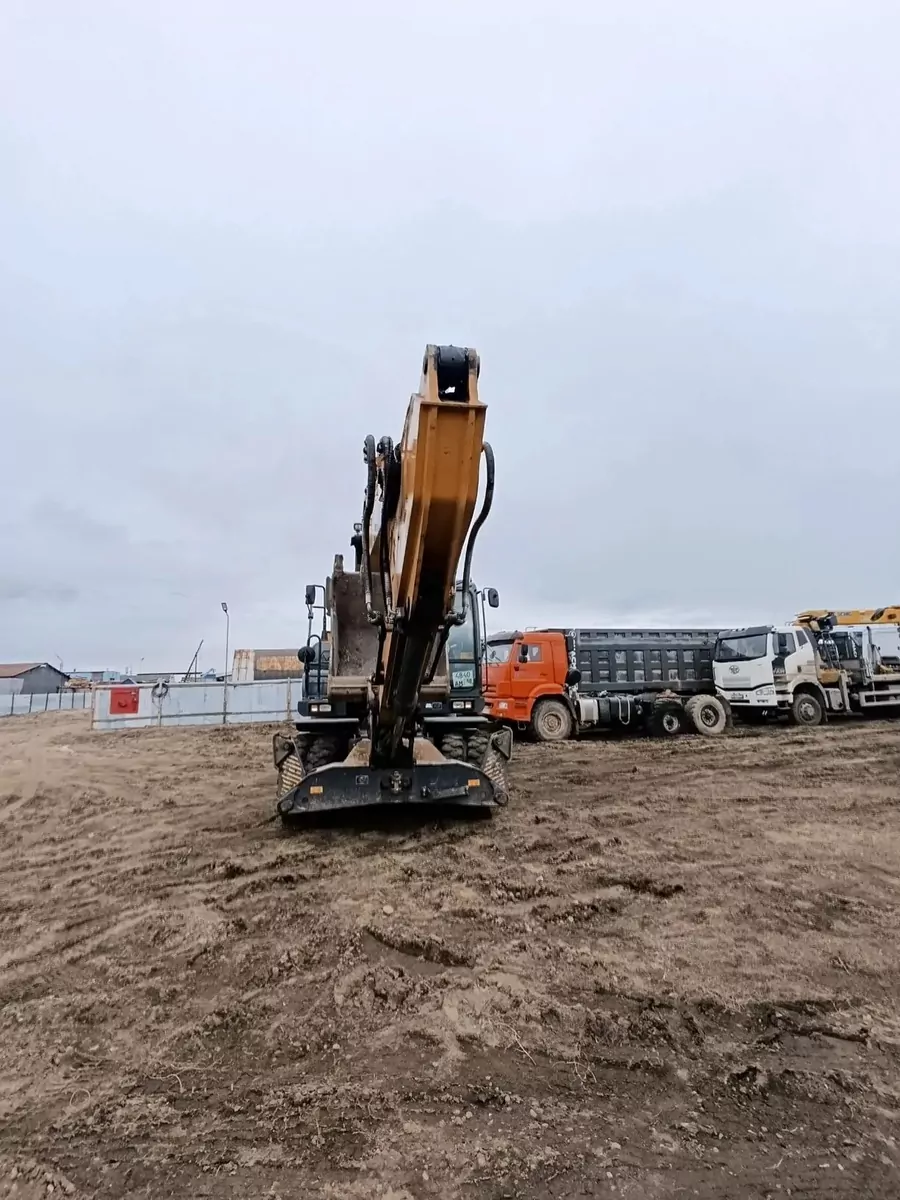 XCMG XE210WD Экскаватор колесный