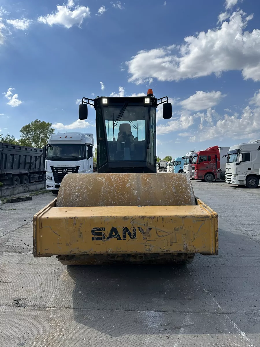 SANY SSR180C-8 Каток