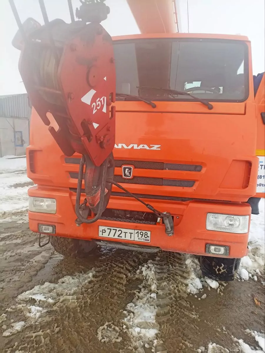 Галичский автокрановый завод (ГАКЗ) КС-55713-5В-1 на шасси КамАЗ 43118 6x6 Автокран
