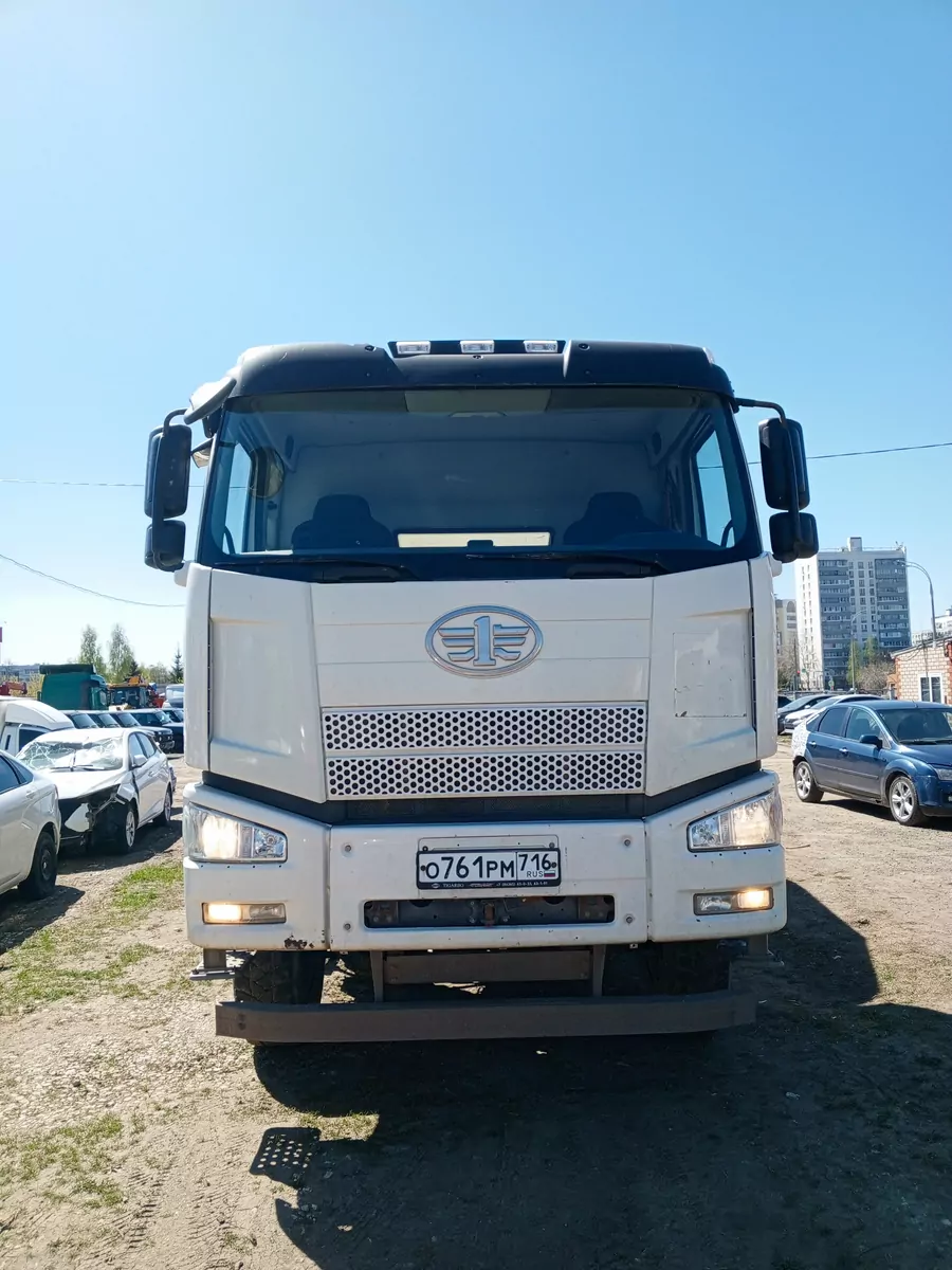 Автомастер 704783-30 на шасси FAW CA 3250 6x4 Автобетоносмеситель