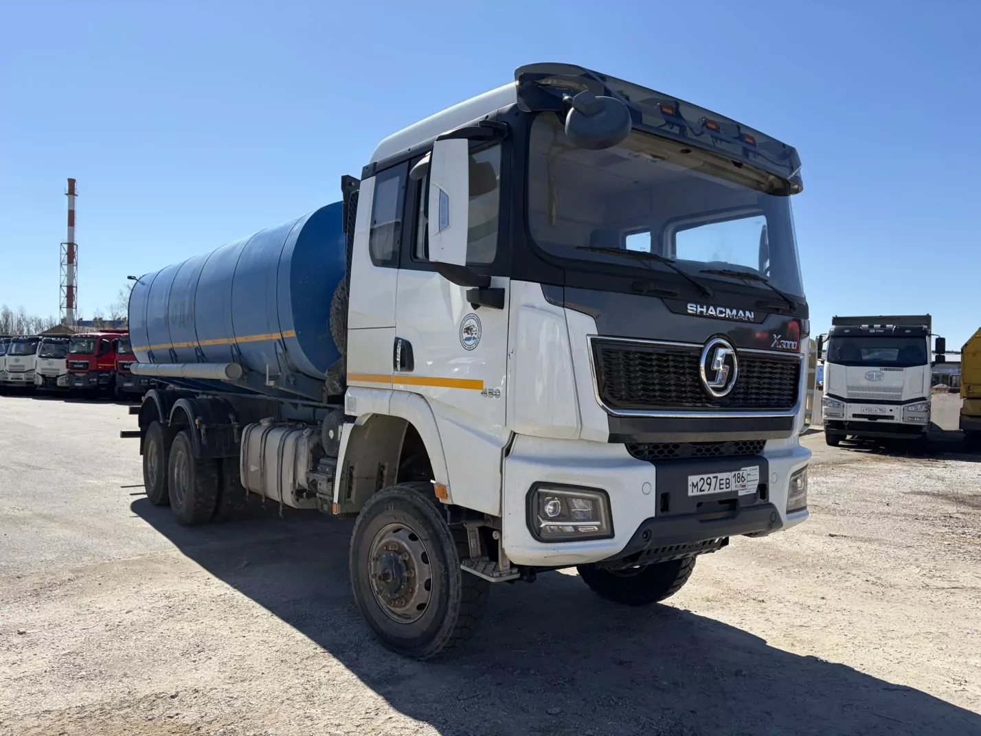 Shacman SX 6x6 Автоцистерна нефтепромысловая