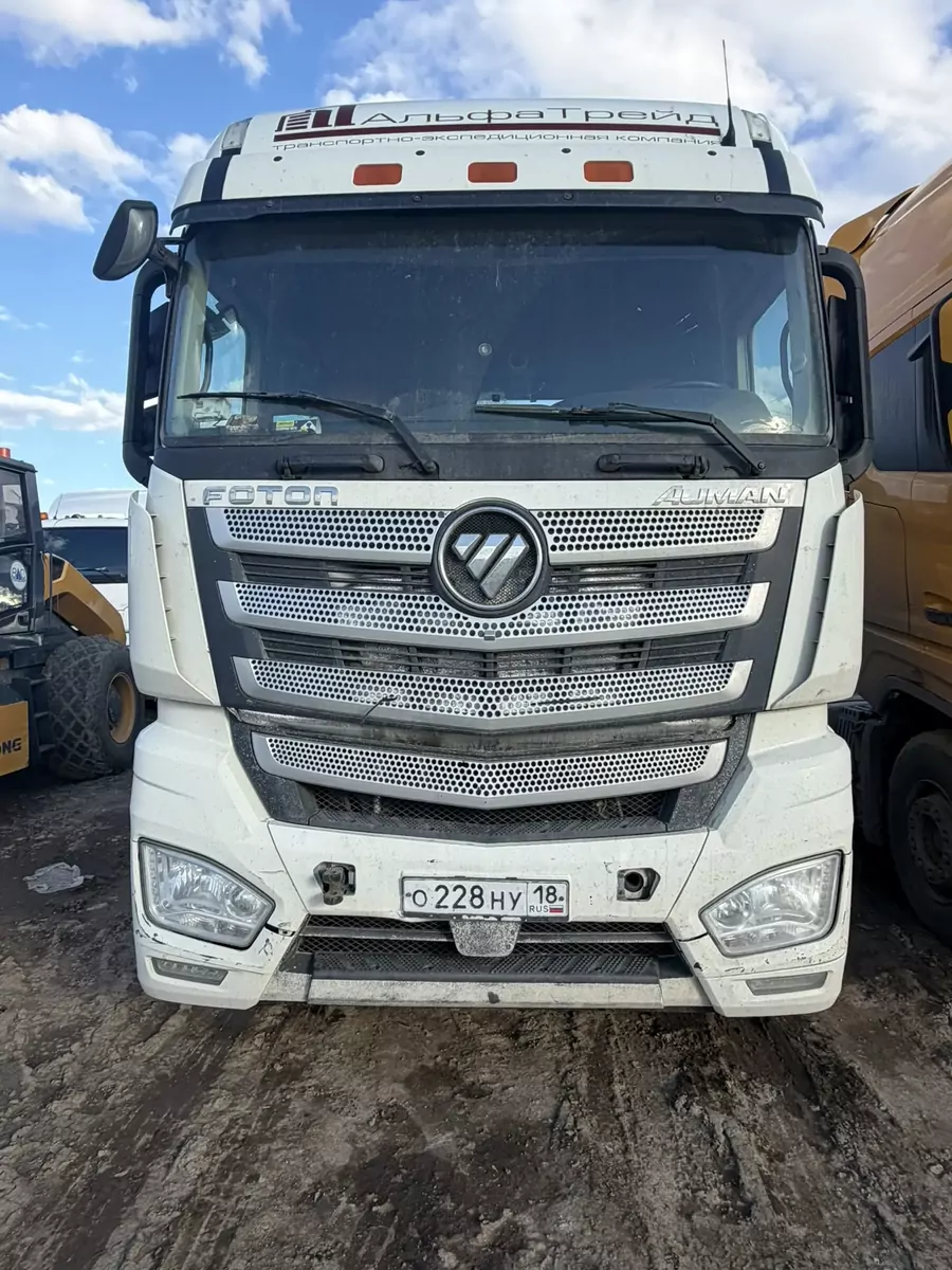 Foton AUMAN 4x2 Седельный тягач