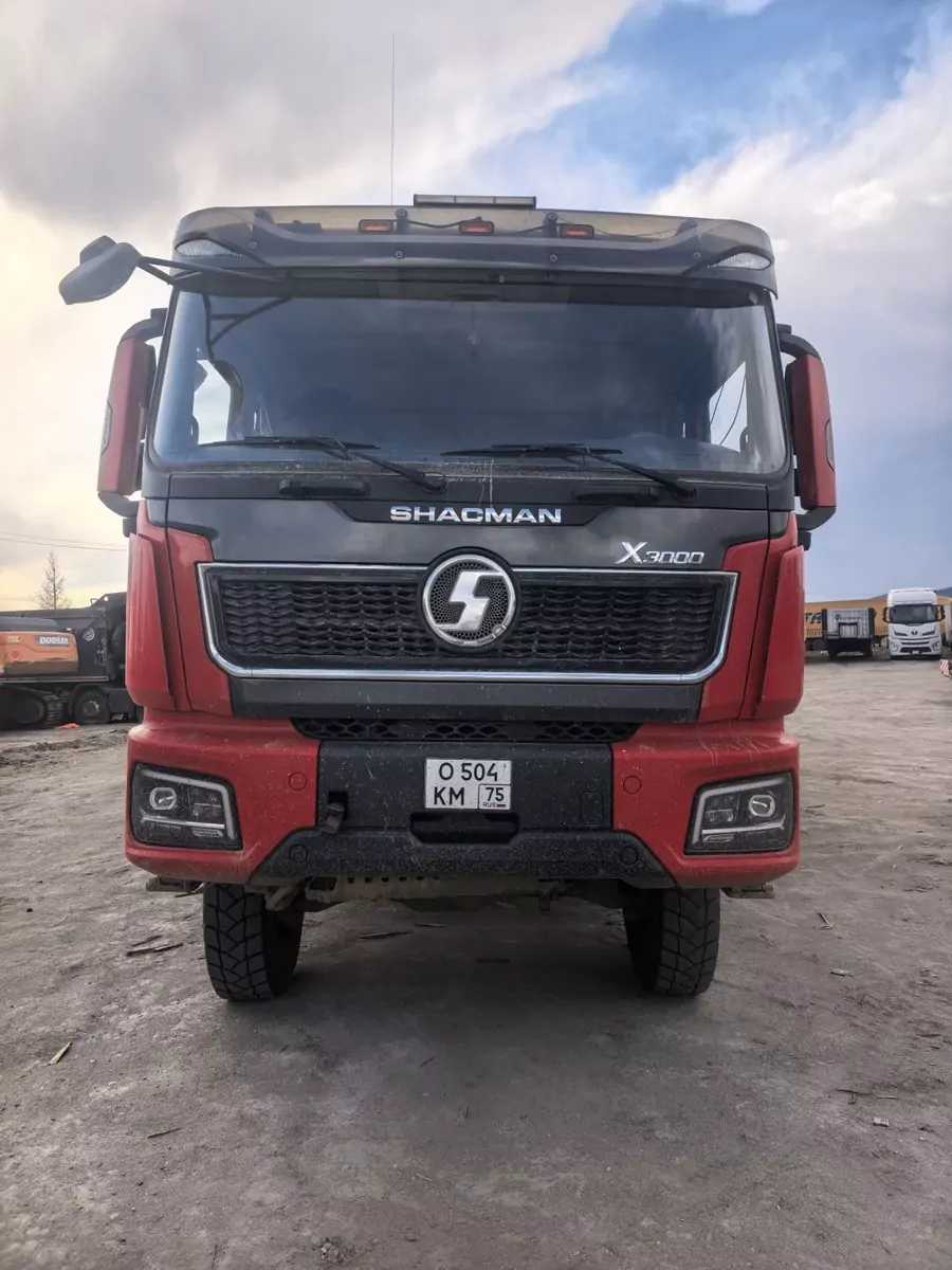 Shacman SX32586V385 6x6 Самосвал