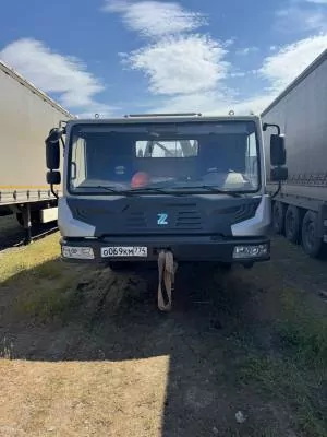 Zoomlion ZTC300V 6x4 Автокран