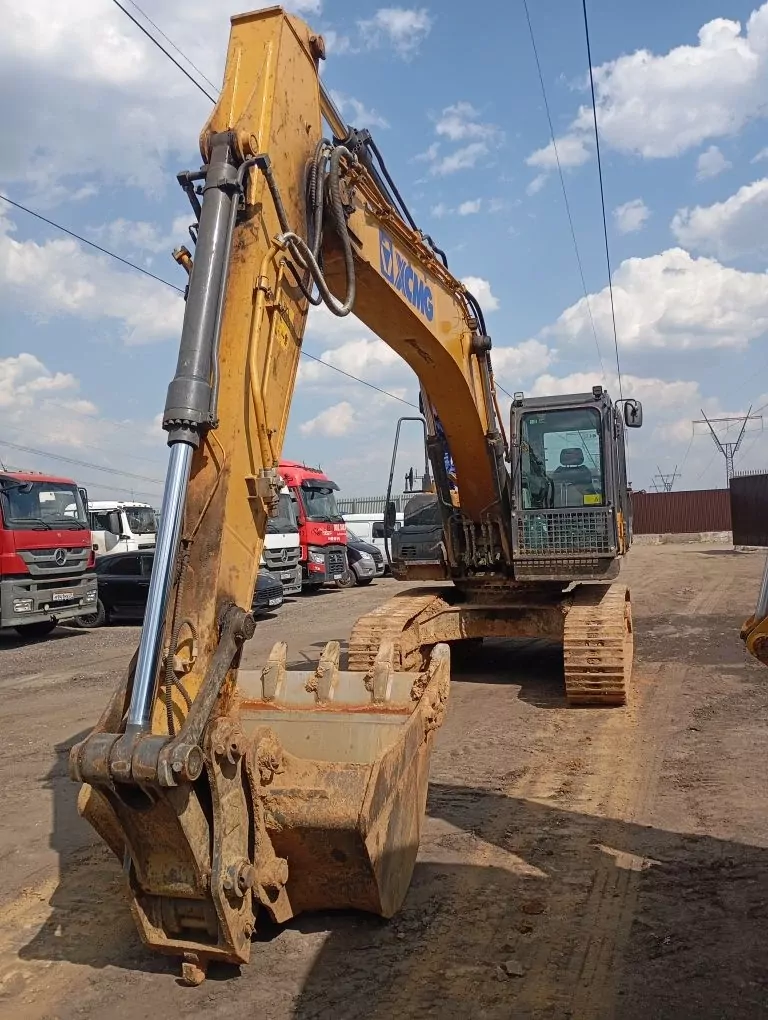 XCMG XE225 Экскаватор