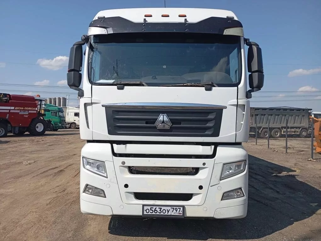 SITRAK C7H 4x2 Седельный тягач