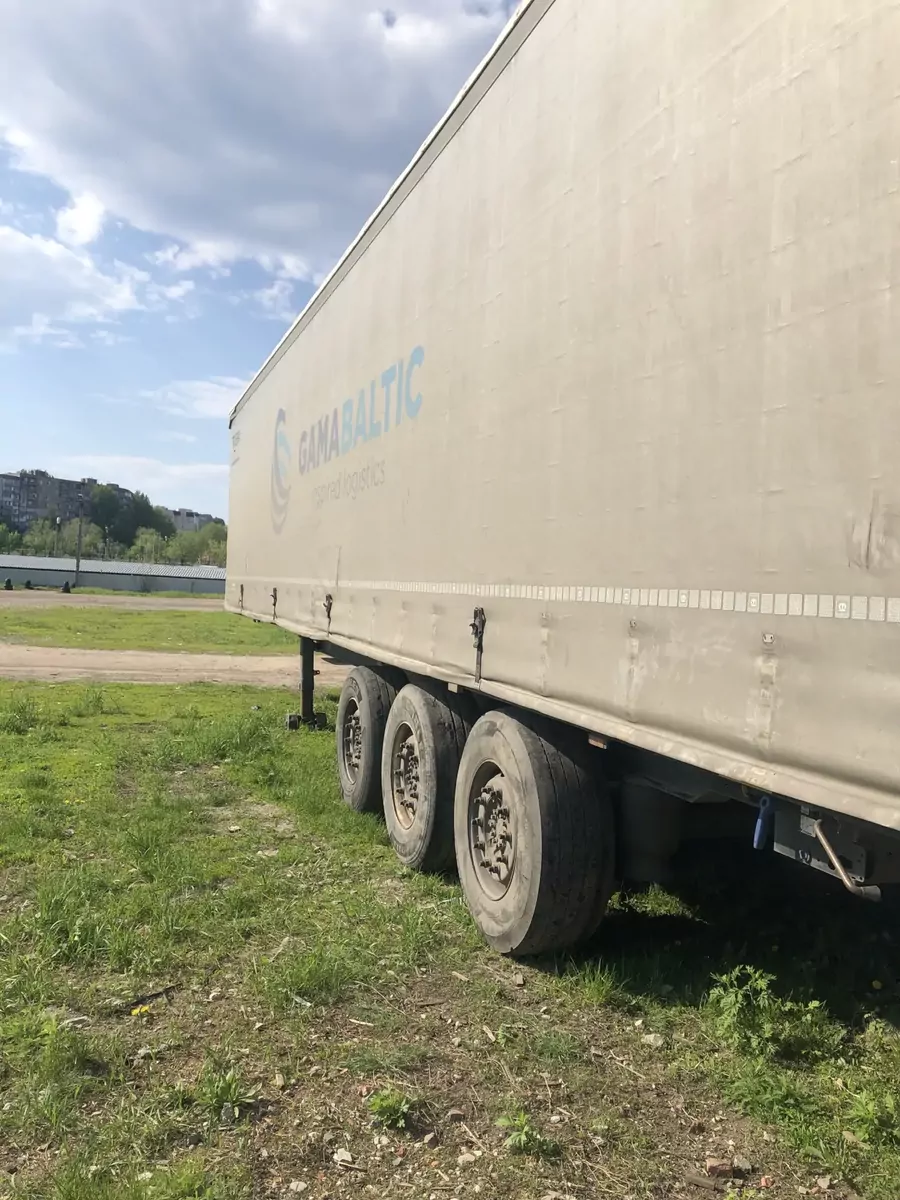 Krone SD Полуприцеп шторный