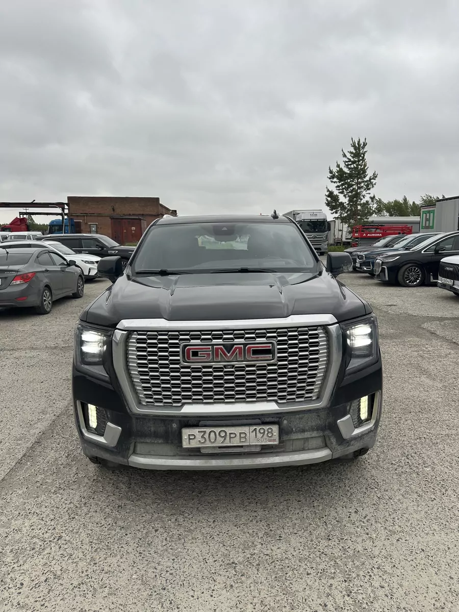 GMC YUKON