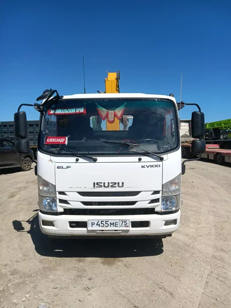 Isuzu ELF 8.3 Бортовой с КМУ