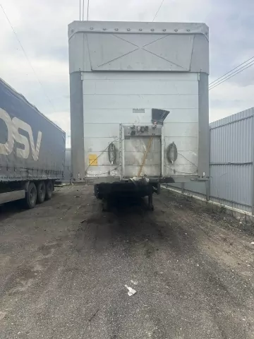 Schmitz Cargobull SCS Полуприцеп шторный