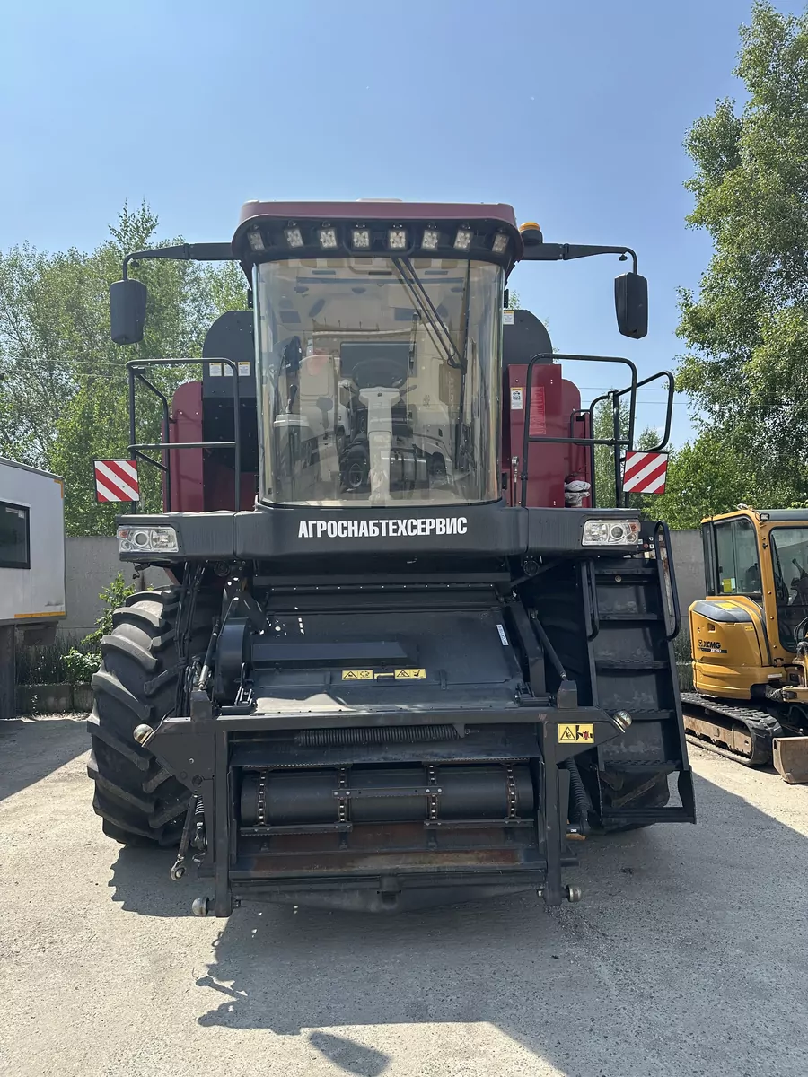 Брянсксельмаш КЗС-1218-29 Комбайн