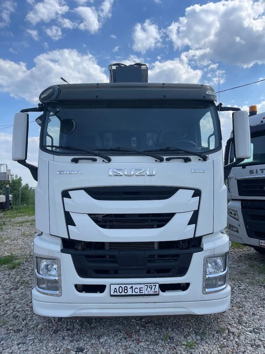 Isuzu Giga 6x4 Автовышка