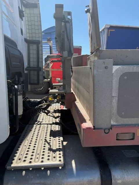 Спецприцеп 9942L4 Полуприцеп тяжеловоз 4 оси