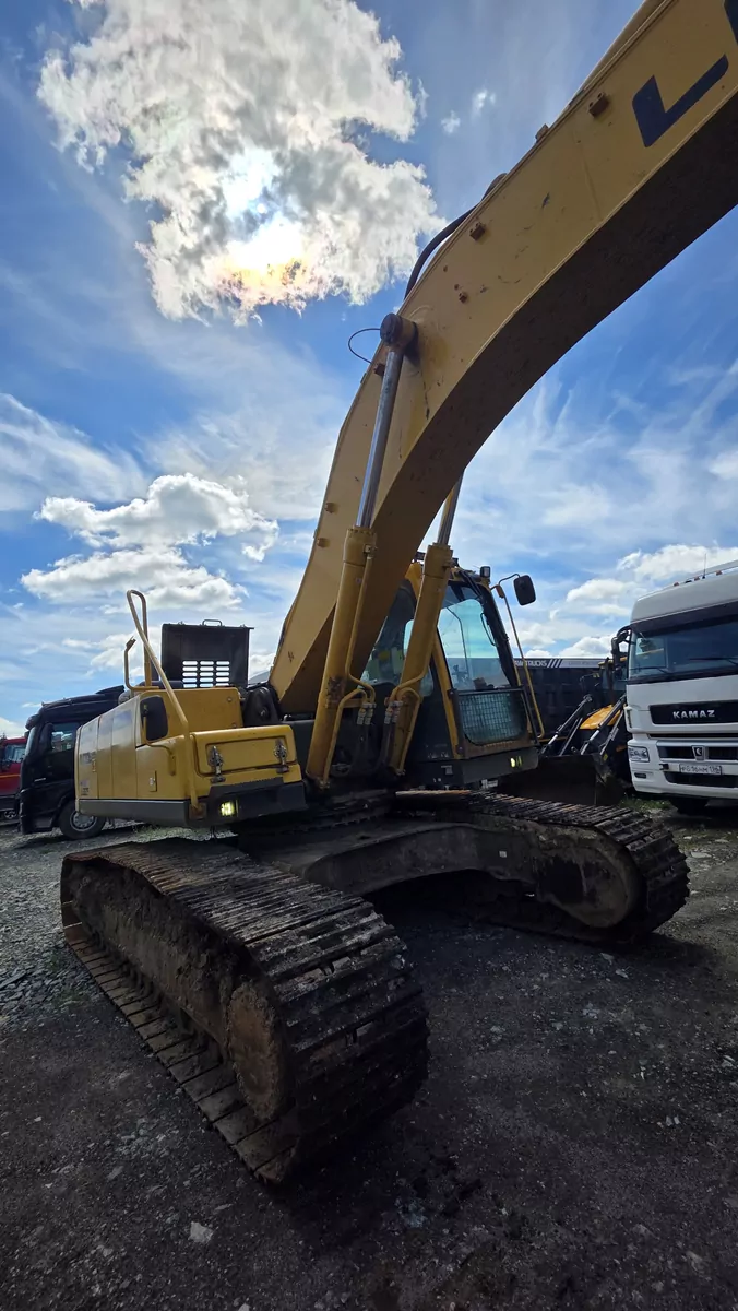 LGCE E6300 Экскаватор