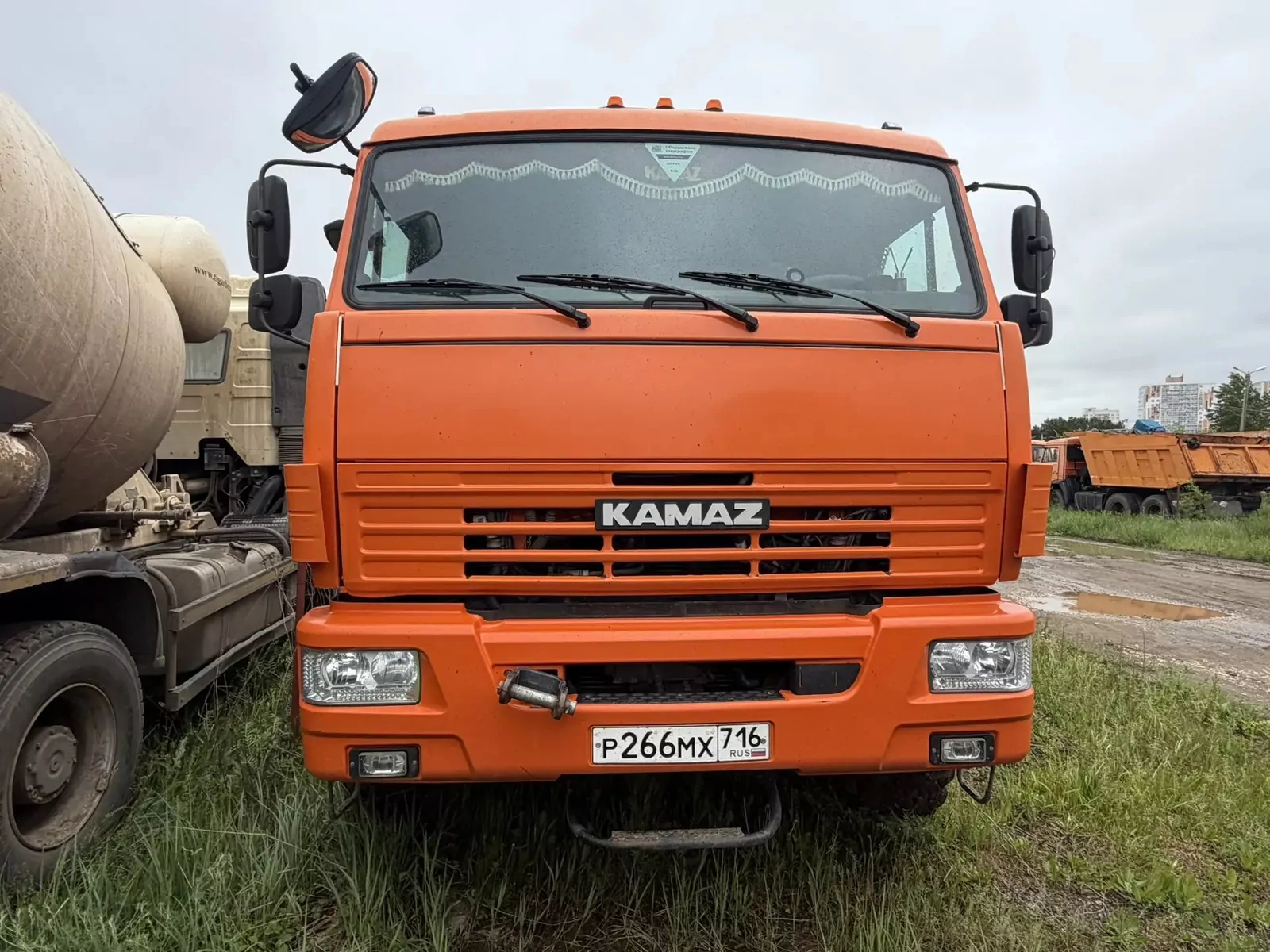 КамАЗ 43118 6x6 Бортовой с КМУ